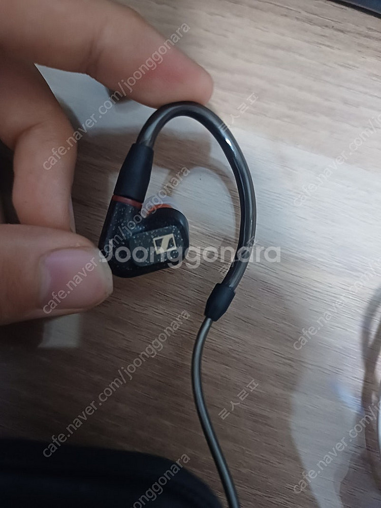 젠하이저 ie300 오른쪽 유닛 팝니다--0