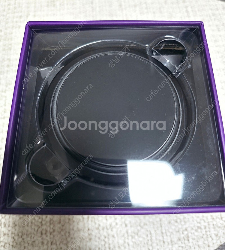 오주주 모어무드 맥세이프 충전기 판매합니다.--2