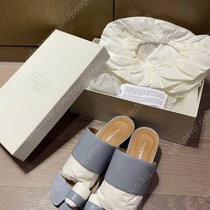 가격인하 메종마르지엘라 타비 뮬 샌들 38사이즈