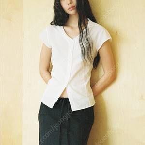 (택달린 새상품) ged airy soft blouse 아이보리, s