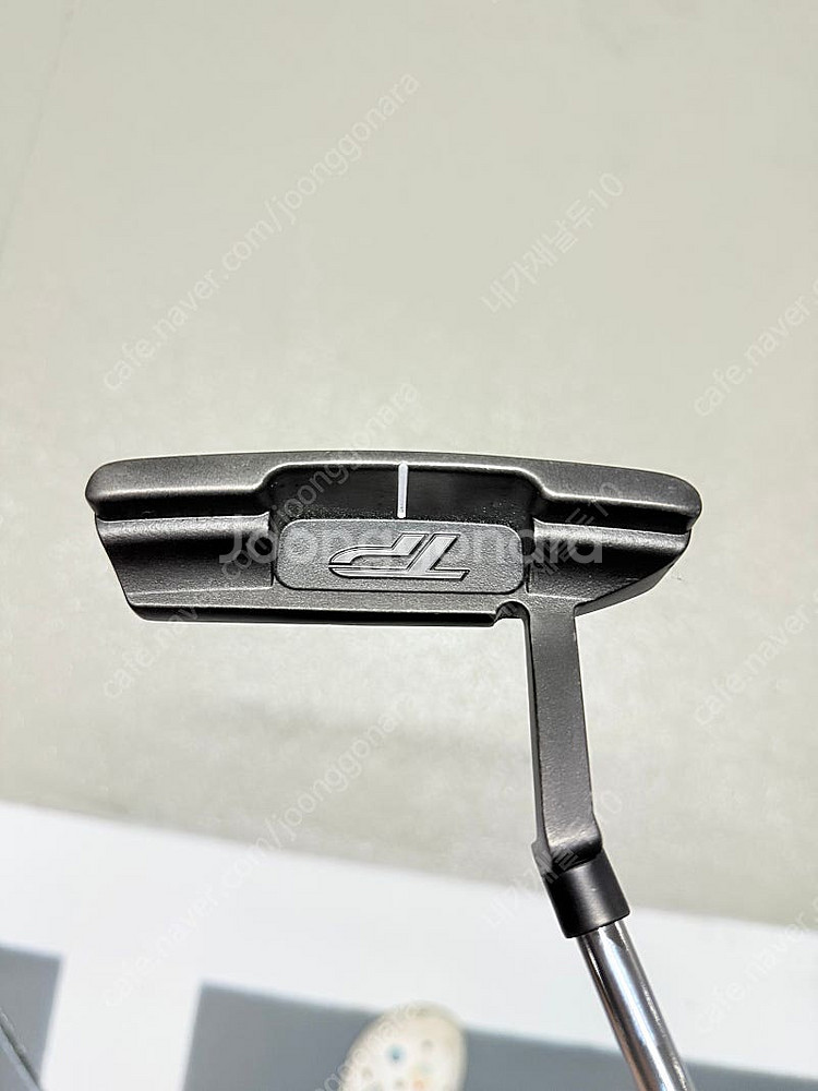 테일러메이드 TP 블랙 컬렉션 Juno 1 퍼터--1