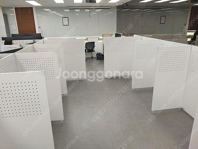 깔끔 사무실책상 W1400책상 외 (파티션/의자/책장/...--8