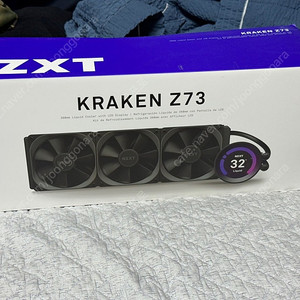 NZXT 크라켄 KRAKEN Z73 팝니다.