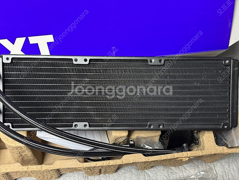 NZXT 크라켄 KRAKEN Z73 팝니다.--3