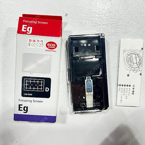 캐논 격자스크린 EG-D ( Focusing Screen ) 6D 용 판매합니다.