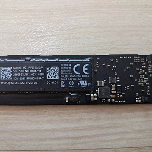 맥북프로 적출 삼성 256GB SSD mz-jpv2560 0a4 (SSUBX)