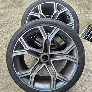 스팅어 순정 19인치 휠타이어 4짝 한국 벤투스 S2AS 225 40 19 255 35 19