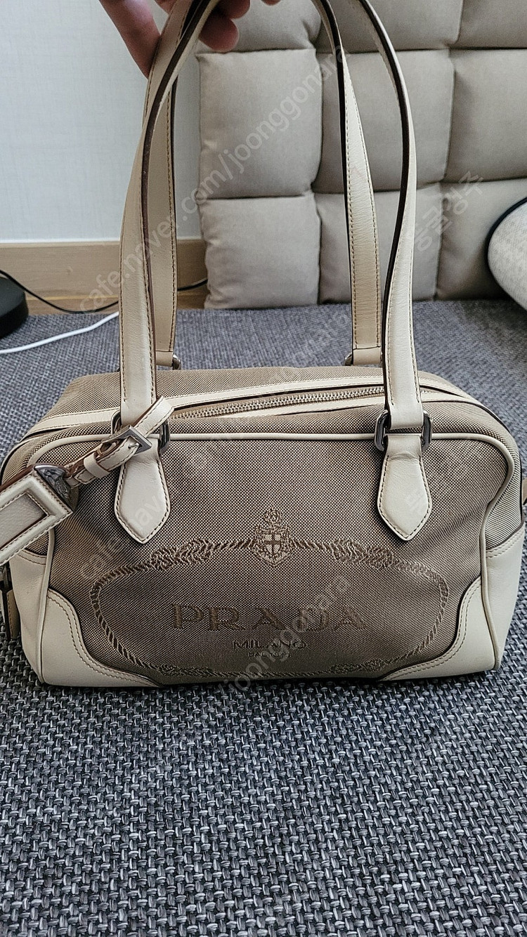 프라다 가방 명품백 이미지