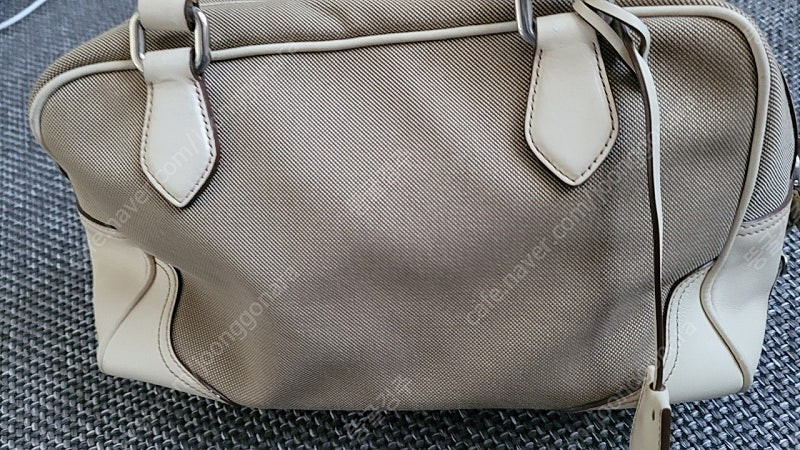 프라다 가방 명품백 이미지