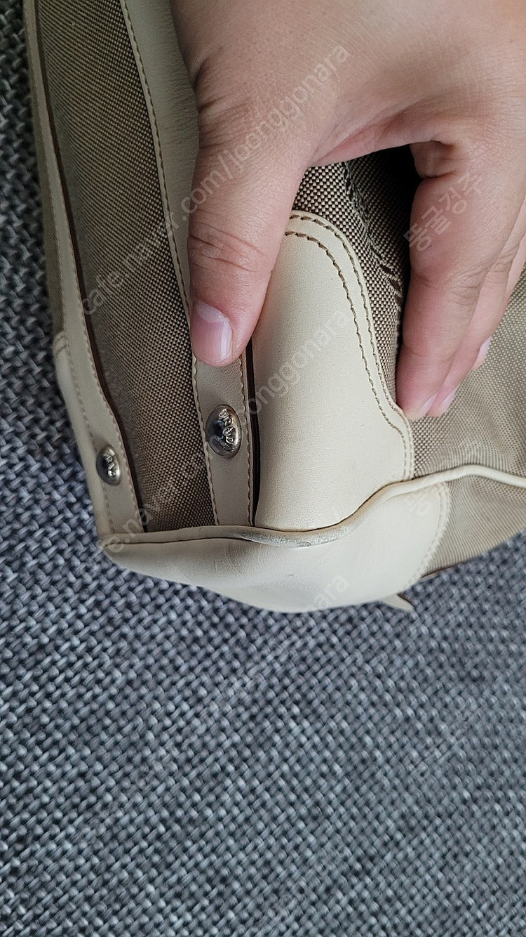 프라다 가방 명품백 이미지