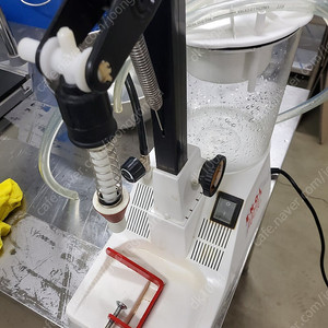 중고 반자동 진공식 정량 주입기 1구형 액상 주입기 참기름 들기름 기름주입기 와인 자동 정량주입기 즙 병뚜껑캡핑기 유리병 기름병 원터치 캡핑기