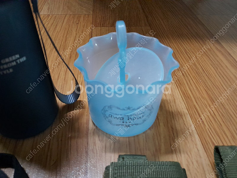 잡동사니 생활용품 불용품 일괄 물병 모자 가방 네트망 ...--8