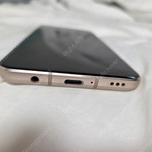 lg v60 화이트