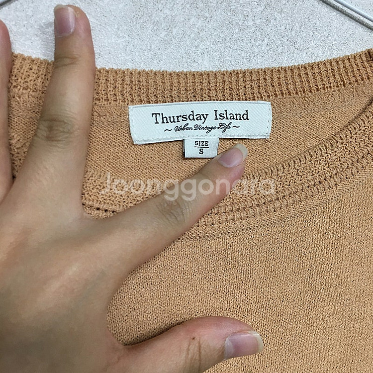 22 써스데이아일랜드 루즈핏 반팔 니트 F / 랑방 마인 오브제 타임 럭키슈에뜨 산드로 마쥬 오르 시에 시스템--1