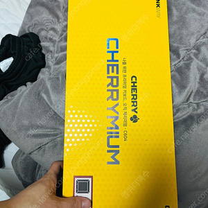 씽크웨이 CROAD C604 체리미엄 키보드 갈축 3만
