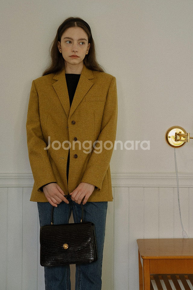 아쎄르 클래식 토트백 저렴하게 판매해요--5