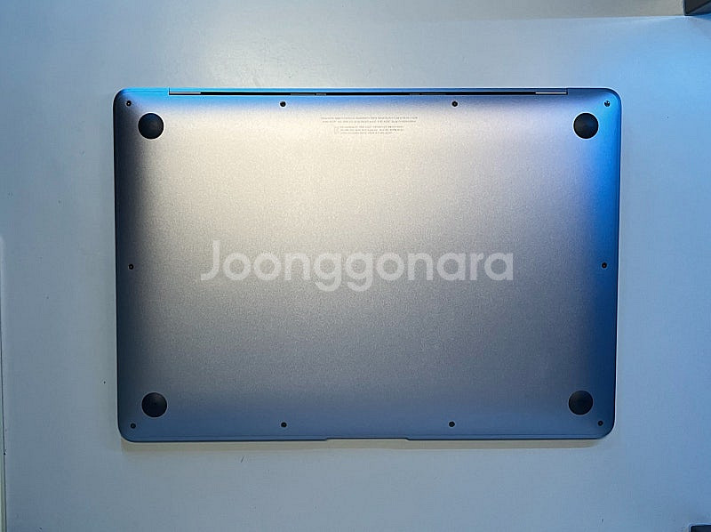 맥북에어 M1 13인치, 램 8GB, SSD 256GB--2