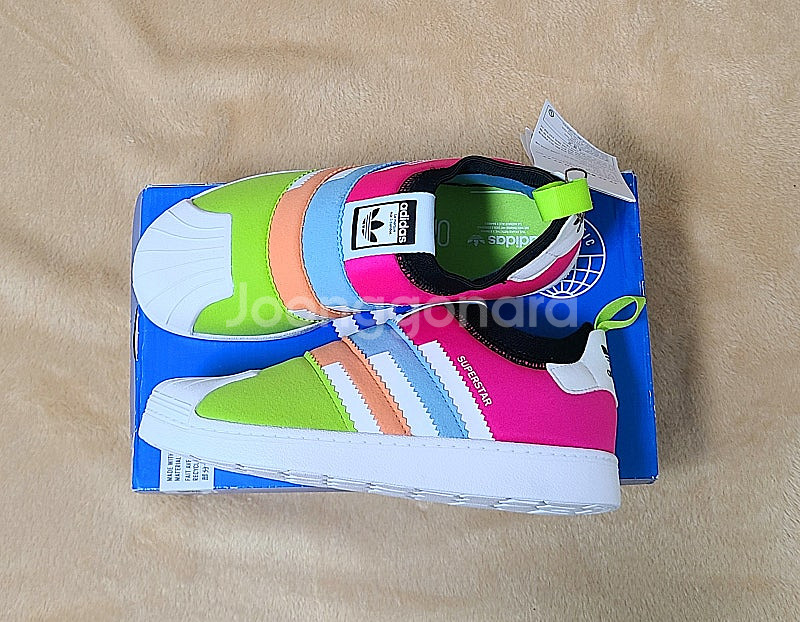 [새상품] 정품 아디다스키즈 슈퍼스타 운동화(210)--0