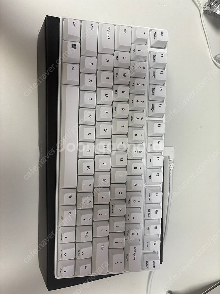 (가격인하)리얼포스 rc1 화이트 45g 팝니다. 거의...--0