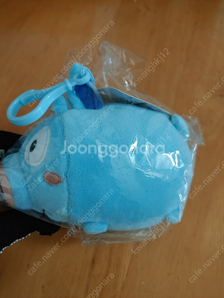스낵월드 돼라곤 고리 인형--0