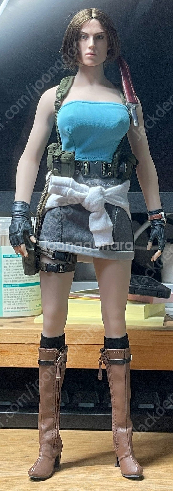 레지던트이블3 질발렌타인 세팅작 판매합니다.--0