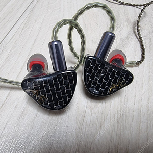 AME J1UR V3 인이어 이어폰