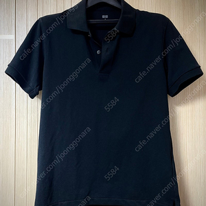 유니클로 드라이피케폴로셔츠 블랙 화이트 M 새상품 팝니다