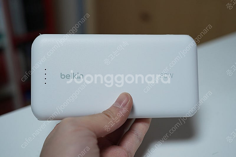 [가격인하] 벨킨 보조배터리 BPB024fq 케이블 일...--1