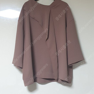 르베이지 LEBEIGE 18 베이직 프릴 블라우스 (91-97-160)