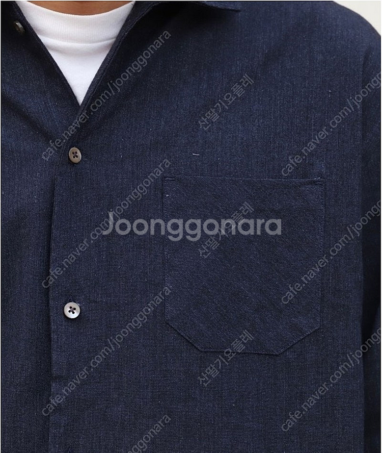 슬릭앤이지 마르케 셔츠 네이비 1사이즈 판매합니다--1