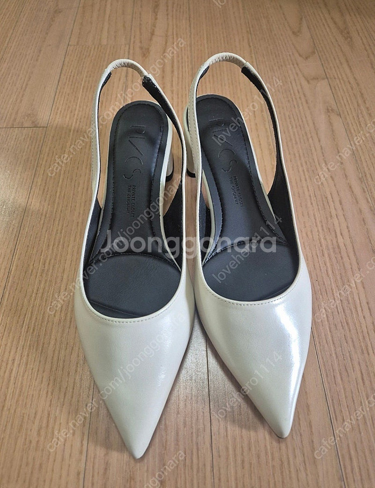 Pvcs 스틸레토 슬링백 5cm 바닐라 240--0