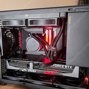265k & RTX5070 미니타워 데스크탑 팝니다.