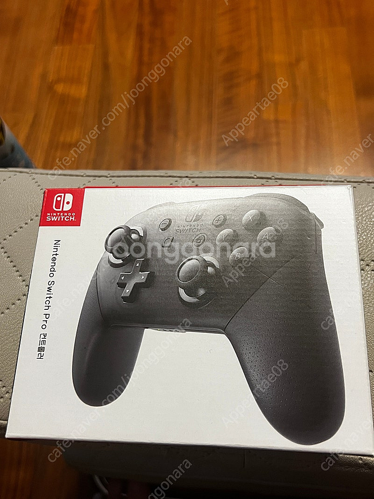 닌텐도 스위치 프로콘 팝니다.--1