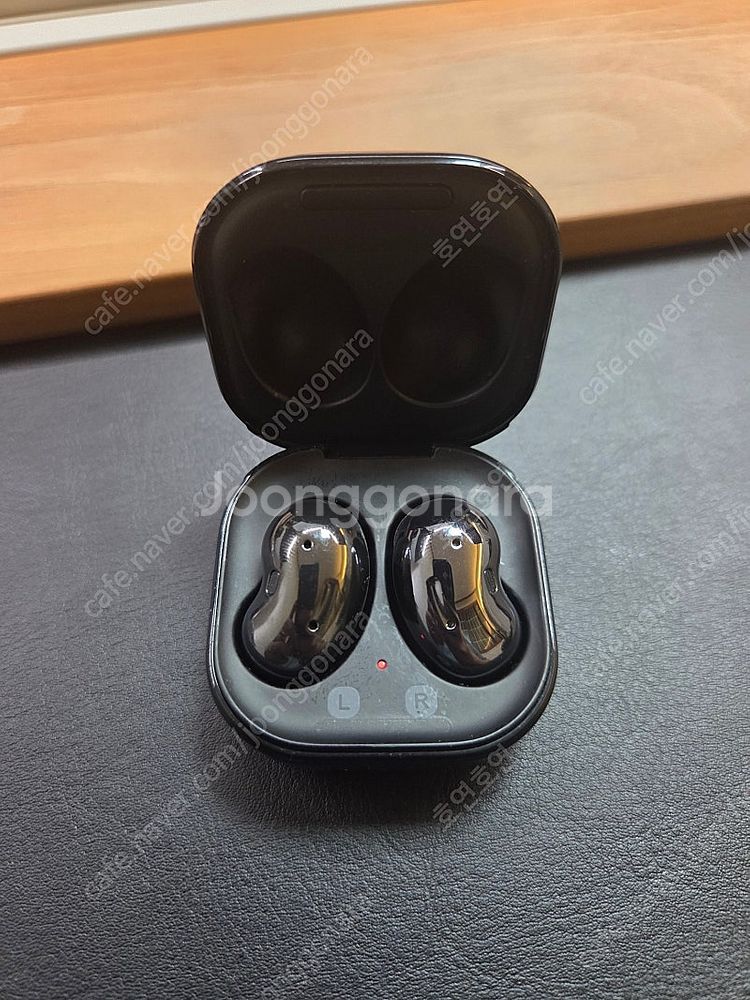 버즈 라이브 본체 및 오른쪽 유닛 팝니다.--0