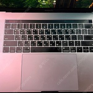 맥북프로2018 15인치 i7 16 /512 팝니다