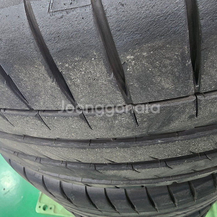 245 35 19 ps4s 한대분 팝니다 120--1