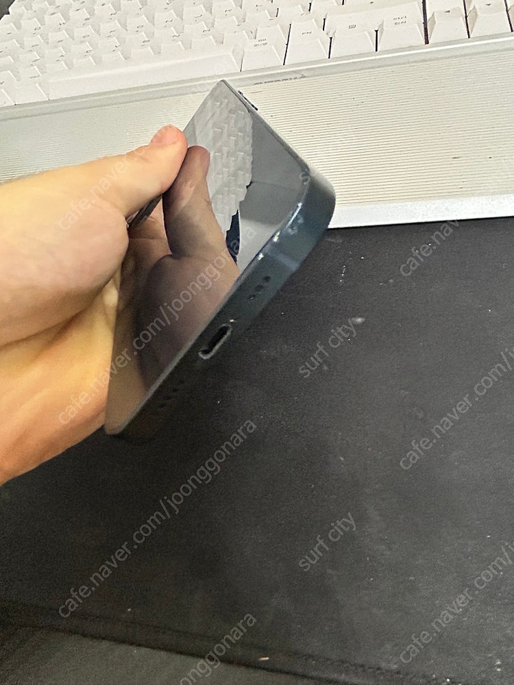 아이폰13 128기가 팝니다--3