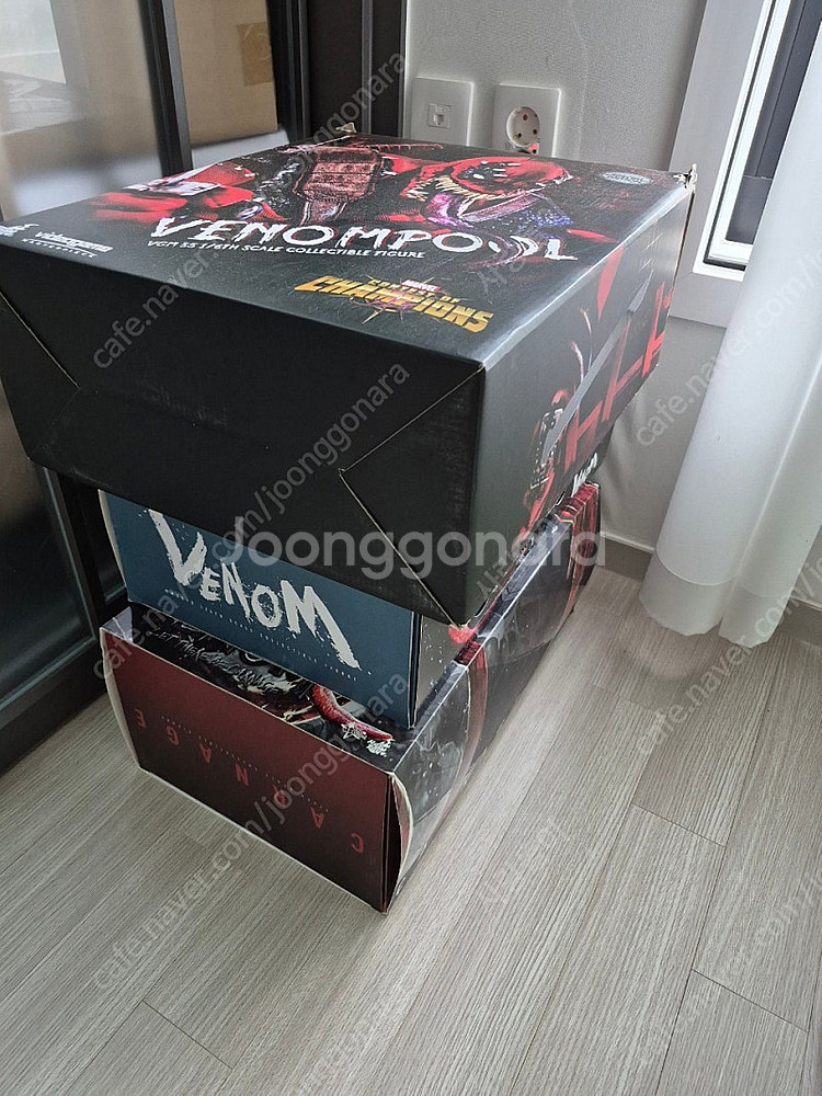핫토이 아이언맨레드크롬, 베놈,카니지,베노풀 및 킹아츠...--9