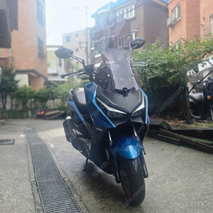킴코 KRV 180 스쿠터
