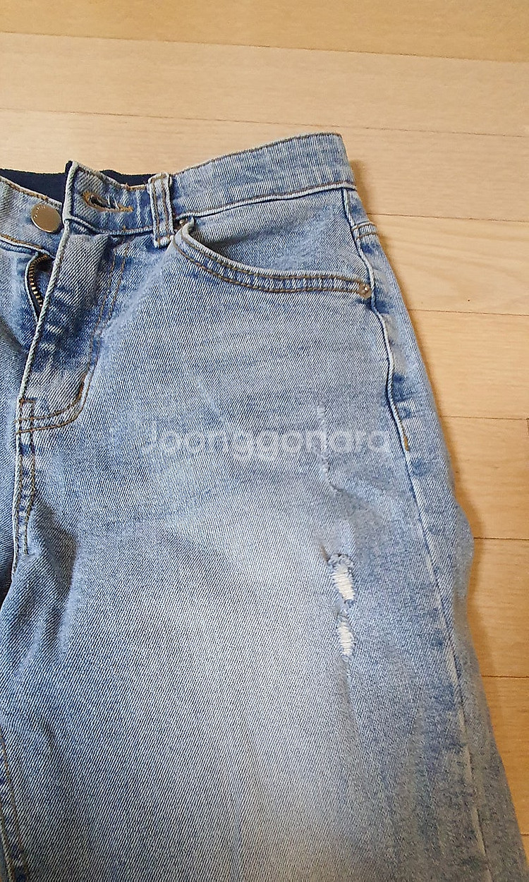 시에로 찢어진 청바지--3