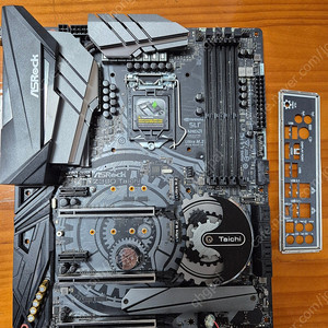 asrock z390 타이치 판매합니다.