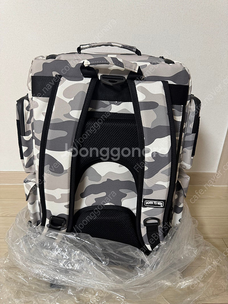 (새상품) 본투윈 B2 올림피아 백팩 한정판 그레이카모...--1