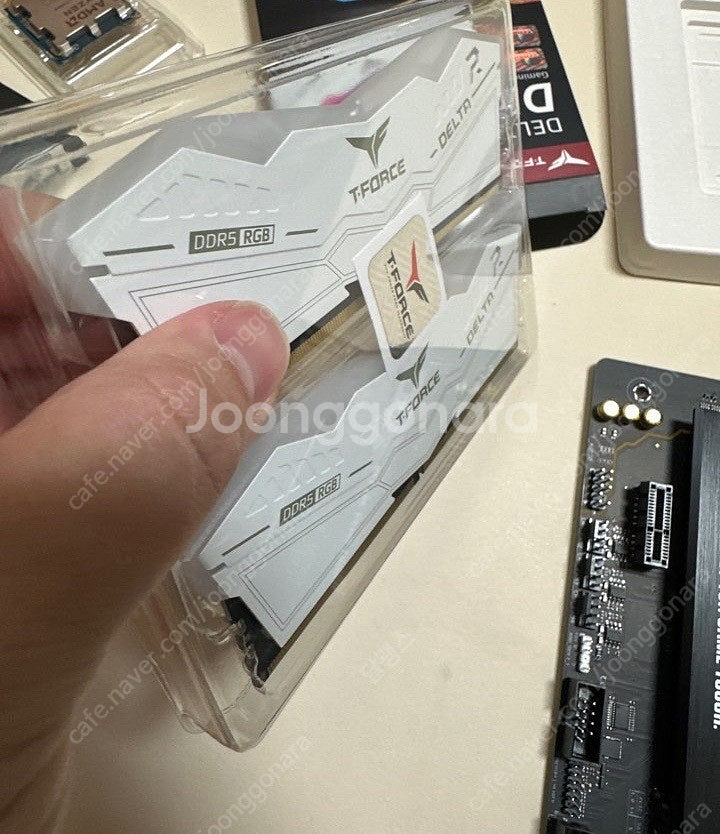 팀그룹 램 DDR5 16GBx2(32GB) 6000MH...--0