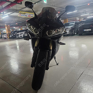 야마하 YZF-R1