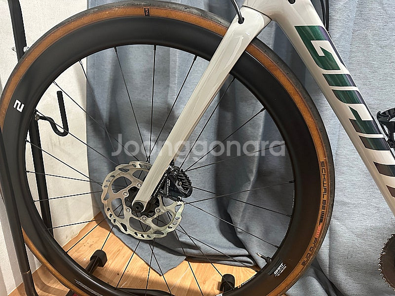 자이언트 tcr 어드밴스 1+ 풀카본&카본휠--6