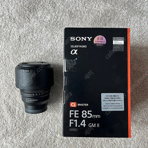 소니 85gm2 f1.4 렌즈 판매합니다. 보증 유, s급