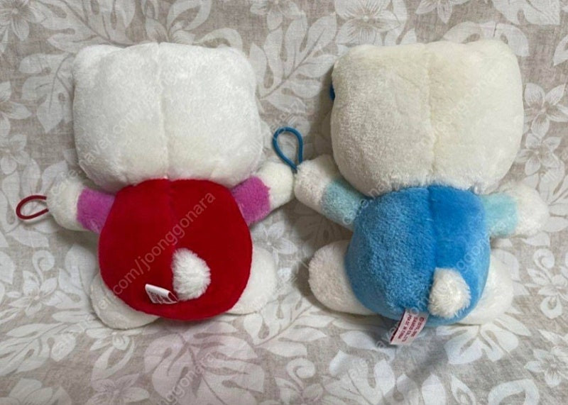 고전뽀실이키티커텐홀더허그키티곰키티타이니참로즈키티컵 이미지