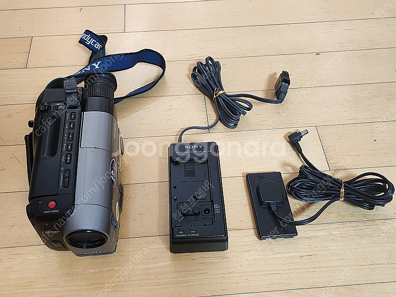 SONY 소니 8mm TRV21 디지털 캠코더 카메라--1