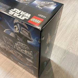 레고 10221 미개봉 새상품 입니다