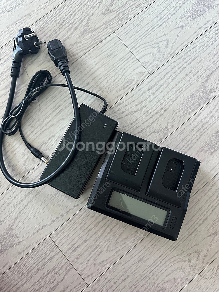 GH6(DMW-BLK22) 듀얼 배터리 충전기 KING...--0